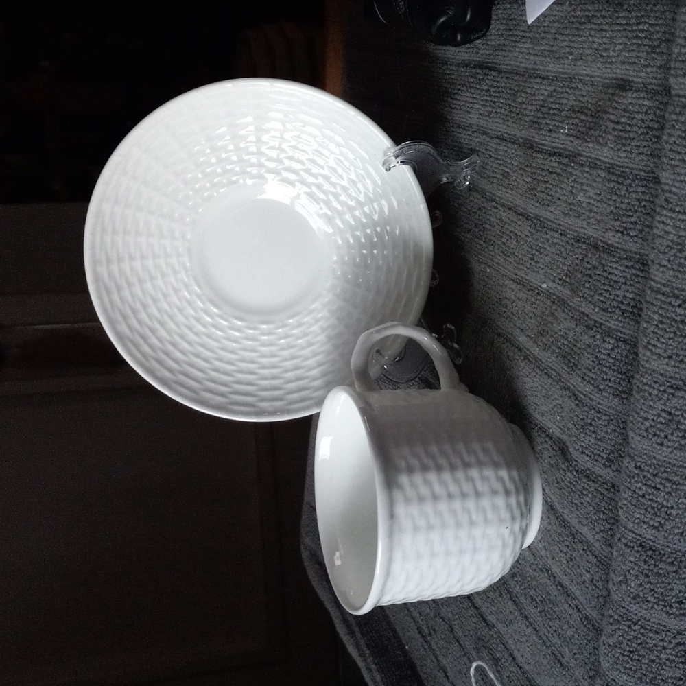 Wedgewood Nantucket white cups with saucers ( set of 8)